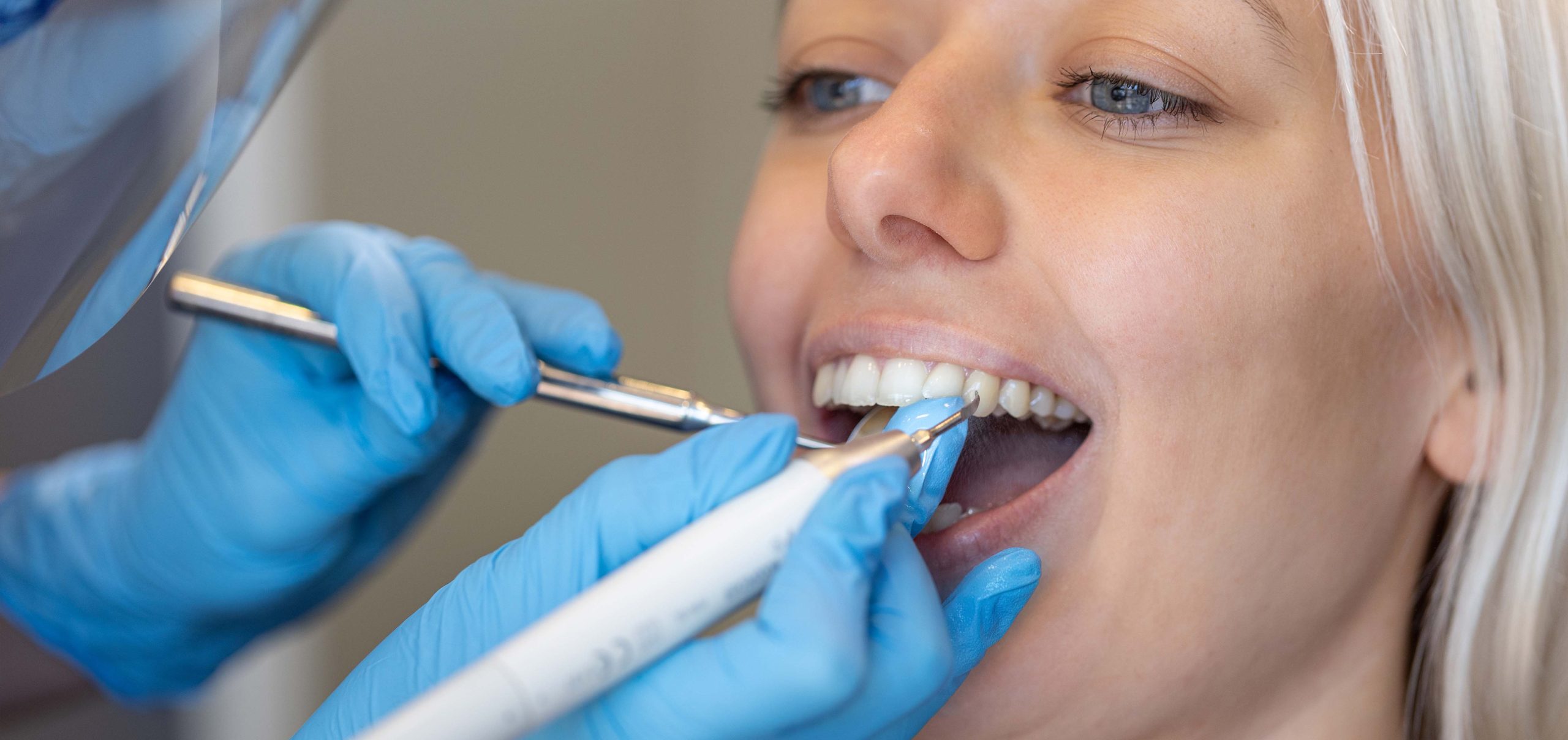 szolg-fogkoeltavolitas-ok